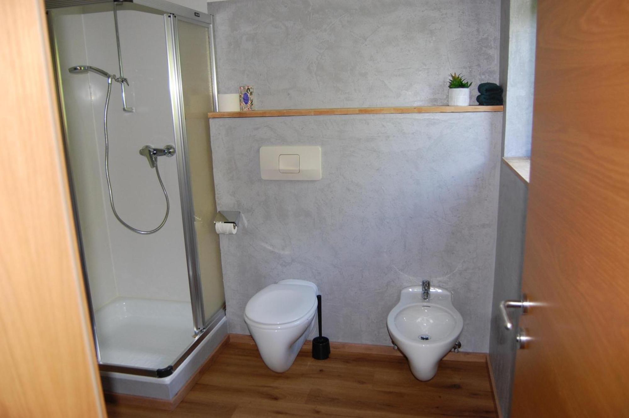 Haus Hager Bed & Breakfast Schlitters Ngoại thất bức ảnh