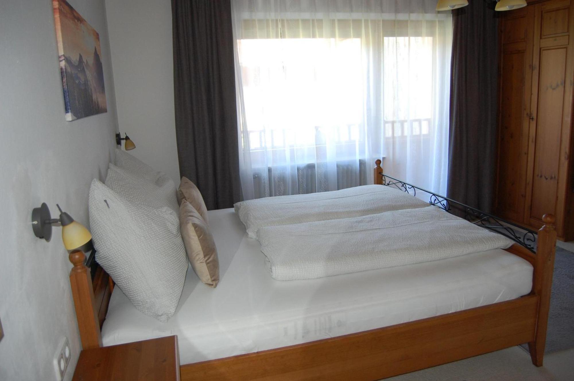 Haus Hager Bed & Breakfast Schlitters Ngoại thất bức ảnh